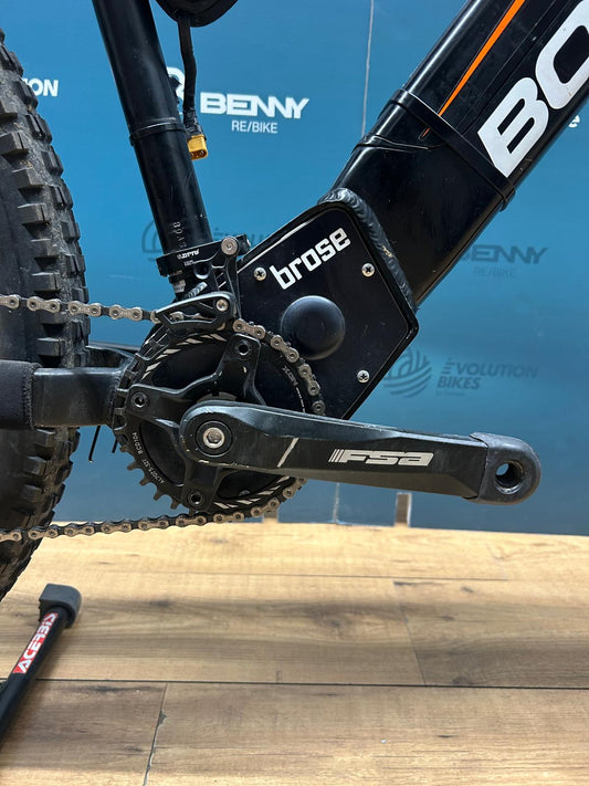 BotteCchia Watt tamaño 48 - Usado