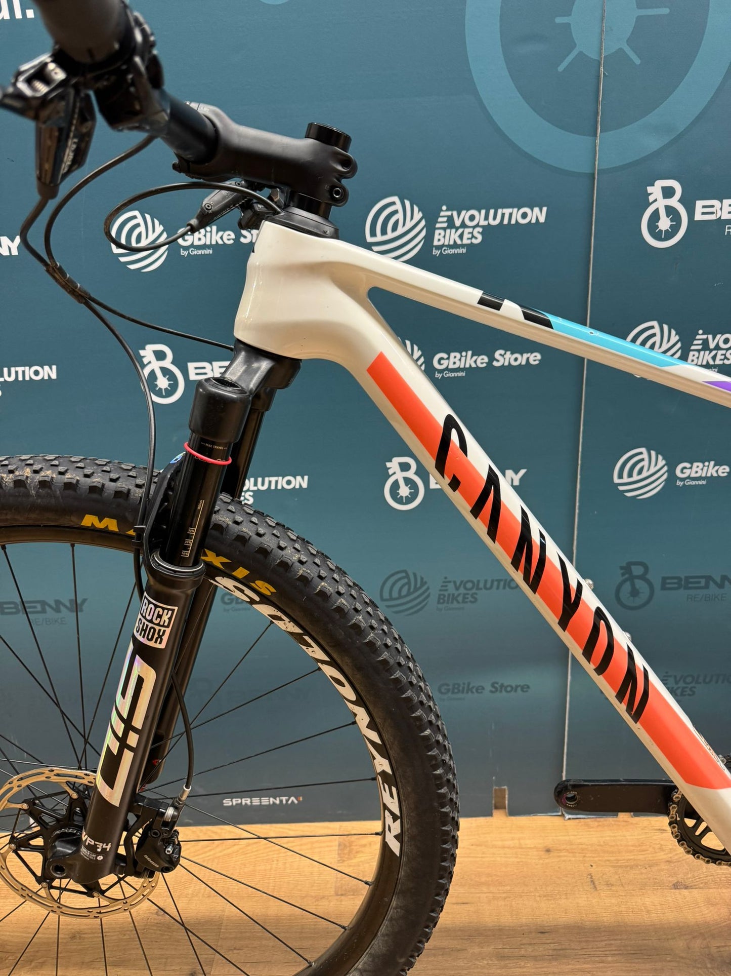 Tamaño Canyon Exceed GX AXS S - Usado