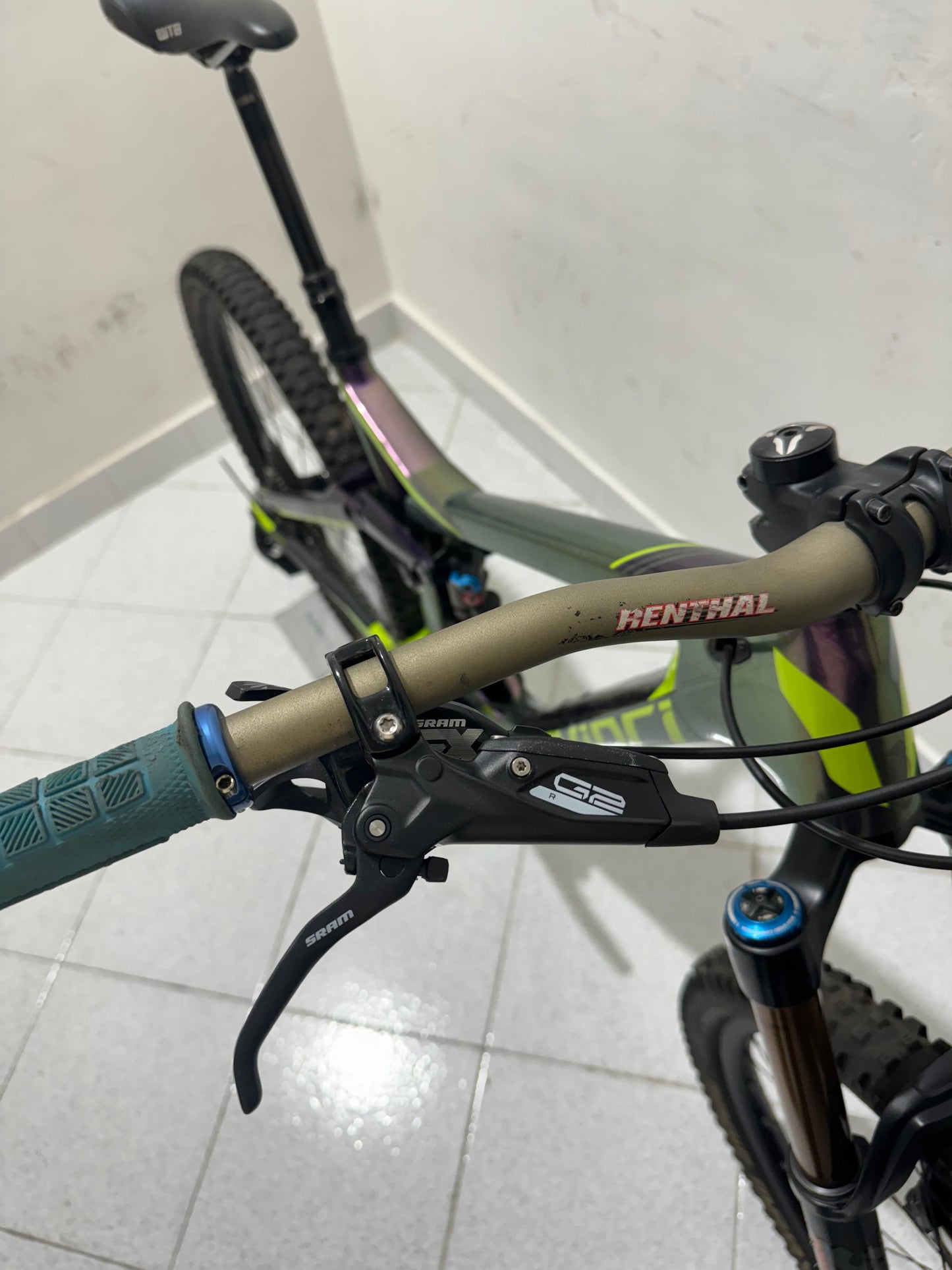 Devinci Split Pivot Cut L - Brugt