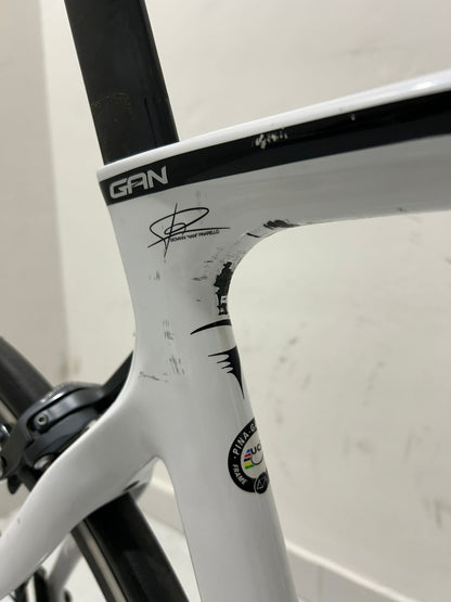 Pinarello Gan -koko 53 - käytetty