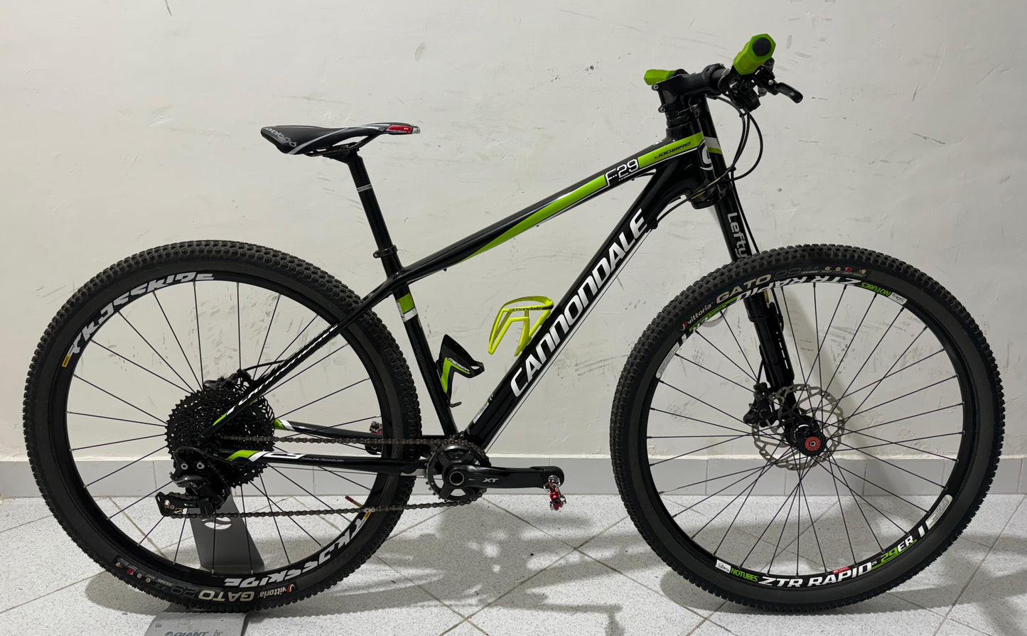 Cannondale F29 -koko m - käytetty