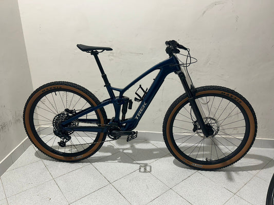 Trek Top Fuel Exe -koko M - Demo -testi