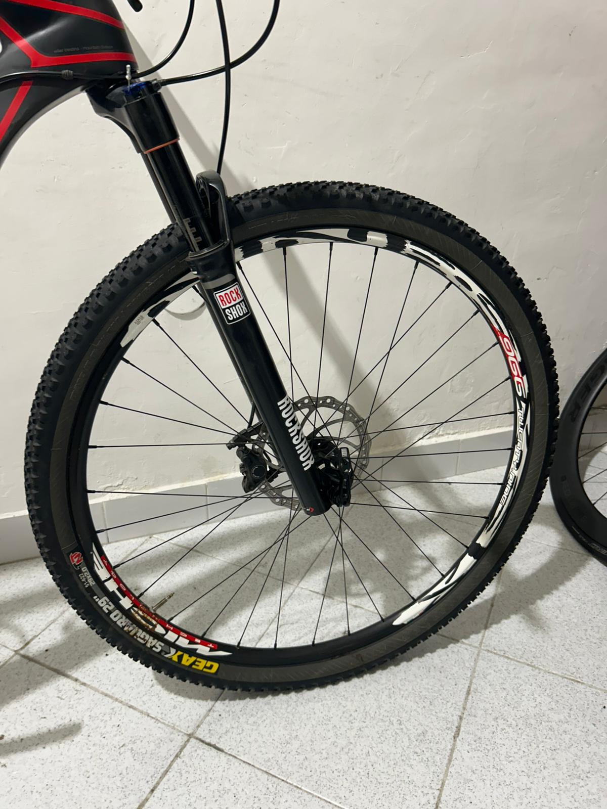 Wilier 101 xn -koko L - käytetty