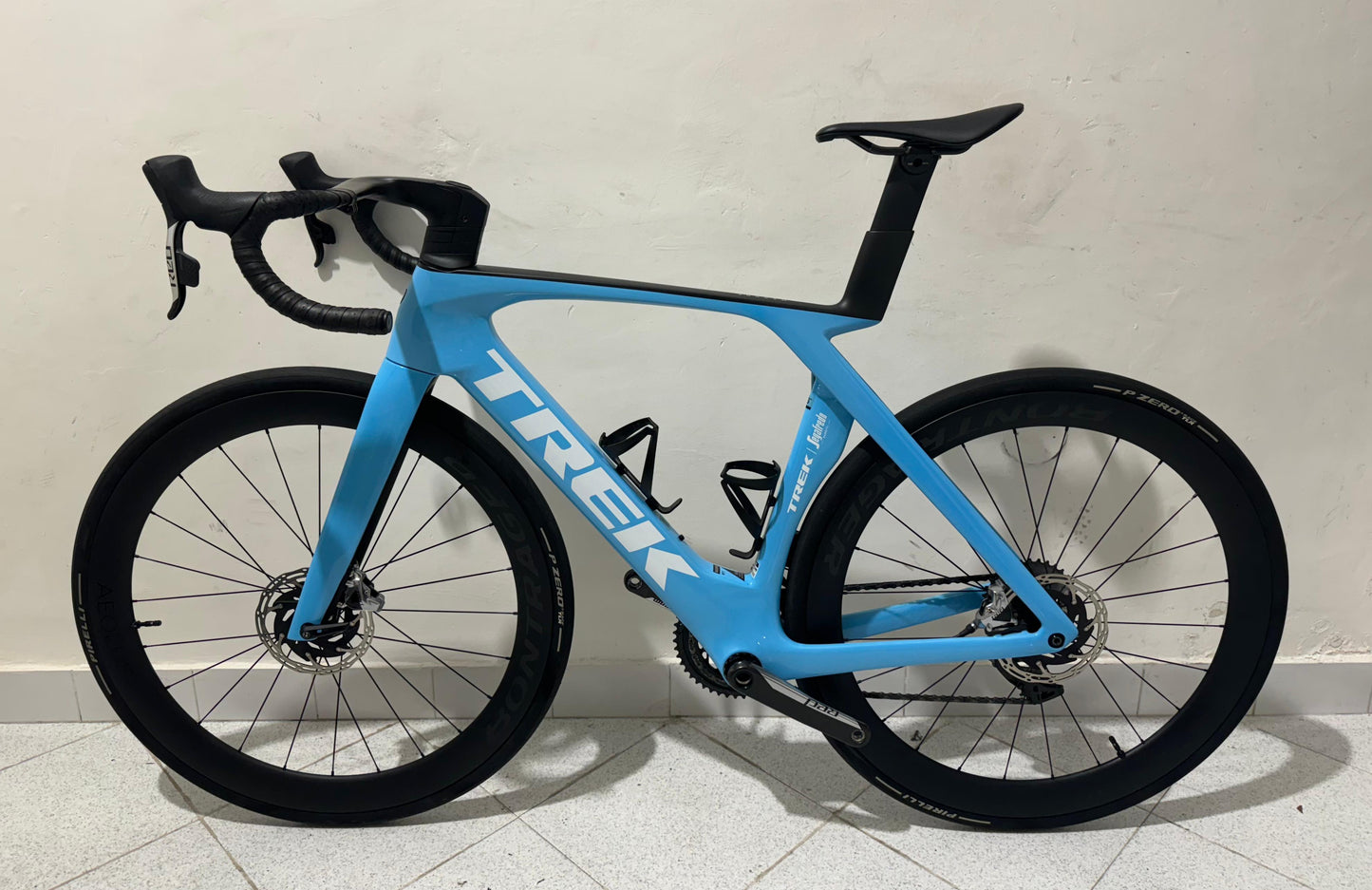 Trek Madone SLR 9 AXS Gen 7 koko 56 - käytetty