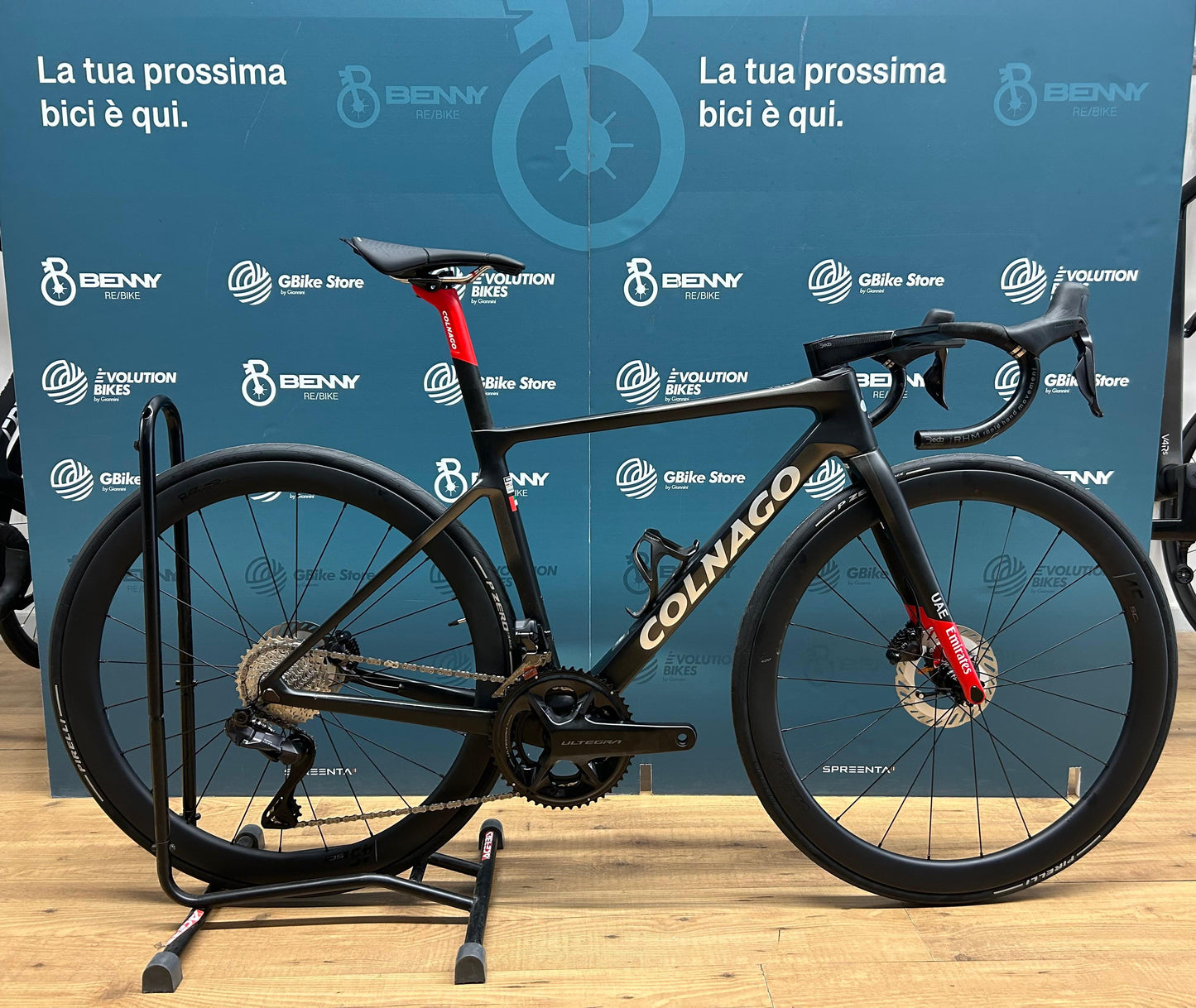 Colnago V4RS VAE Emirates Größe 455 - verwendet