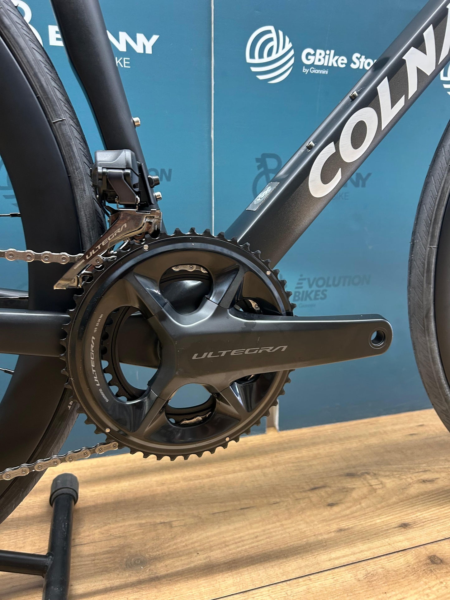 Colnago V4RS UAE EMIRATES Taille 510 - Test de démonstration