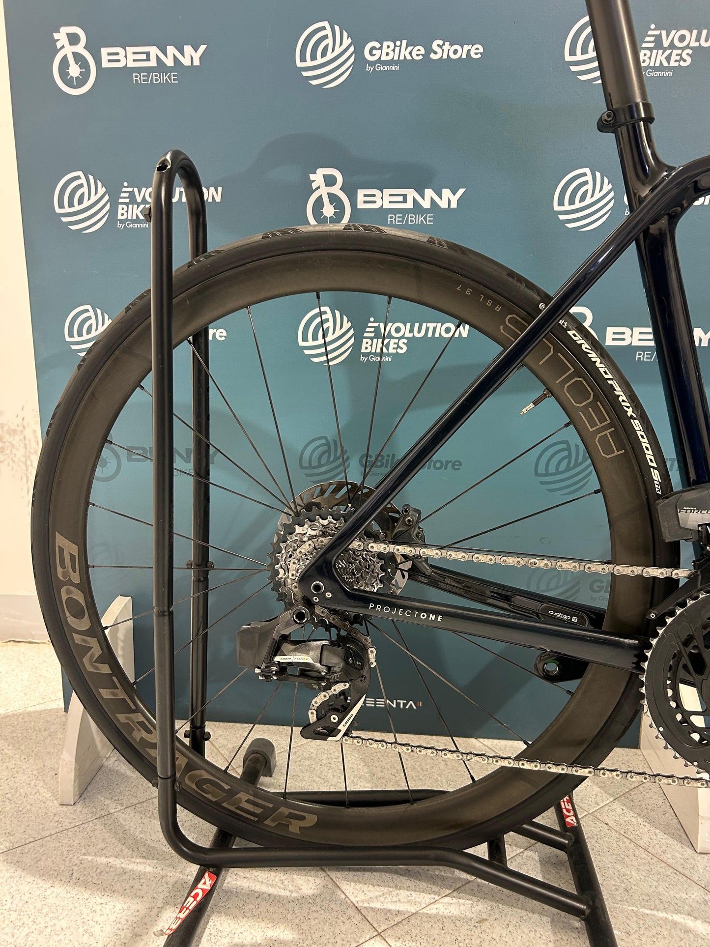 Trek Émonda SLR 7 AXS Taglia 54 - Usata