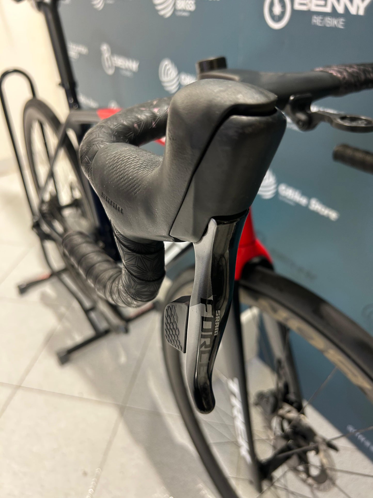 Trek Émonda SLR 7 AXS Taglia 54 - Usata