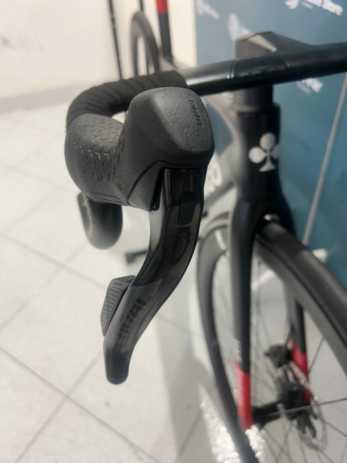 Colnago V4RS VAE Emirate Größe 420