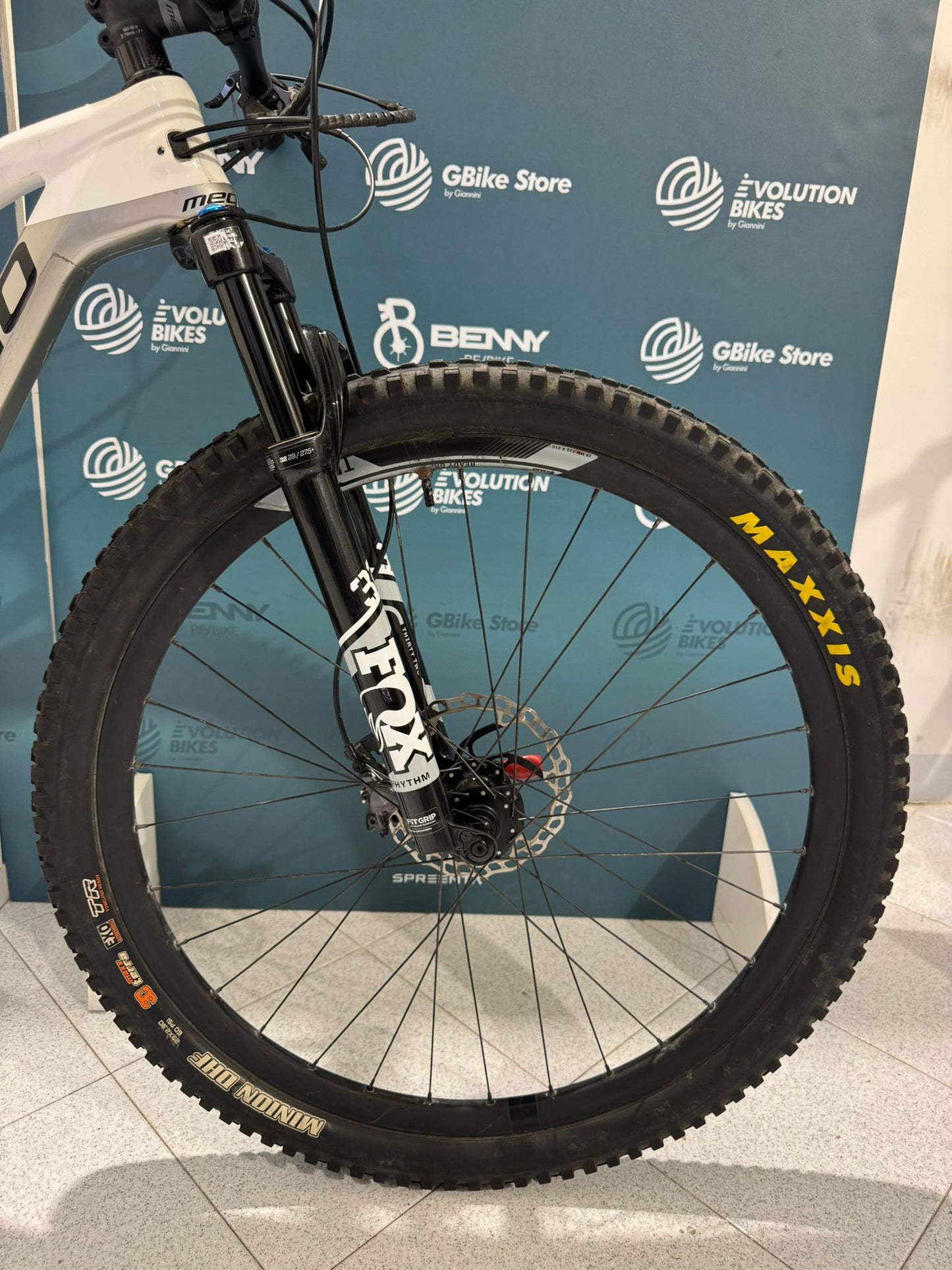 Megamo Track Size S - Used