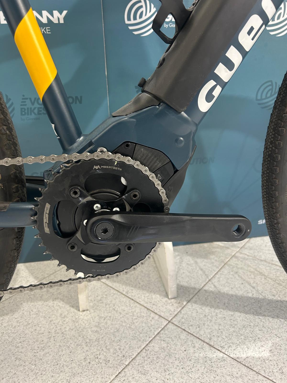 Guerciotti Greto w rozmiarze ON M - Używany