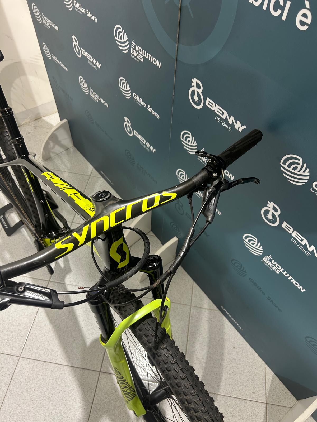 Scott Scale Taille Coupe du Monde RC 900 M - Utilisé