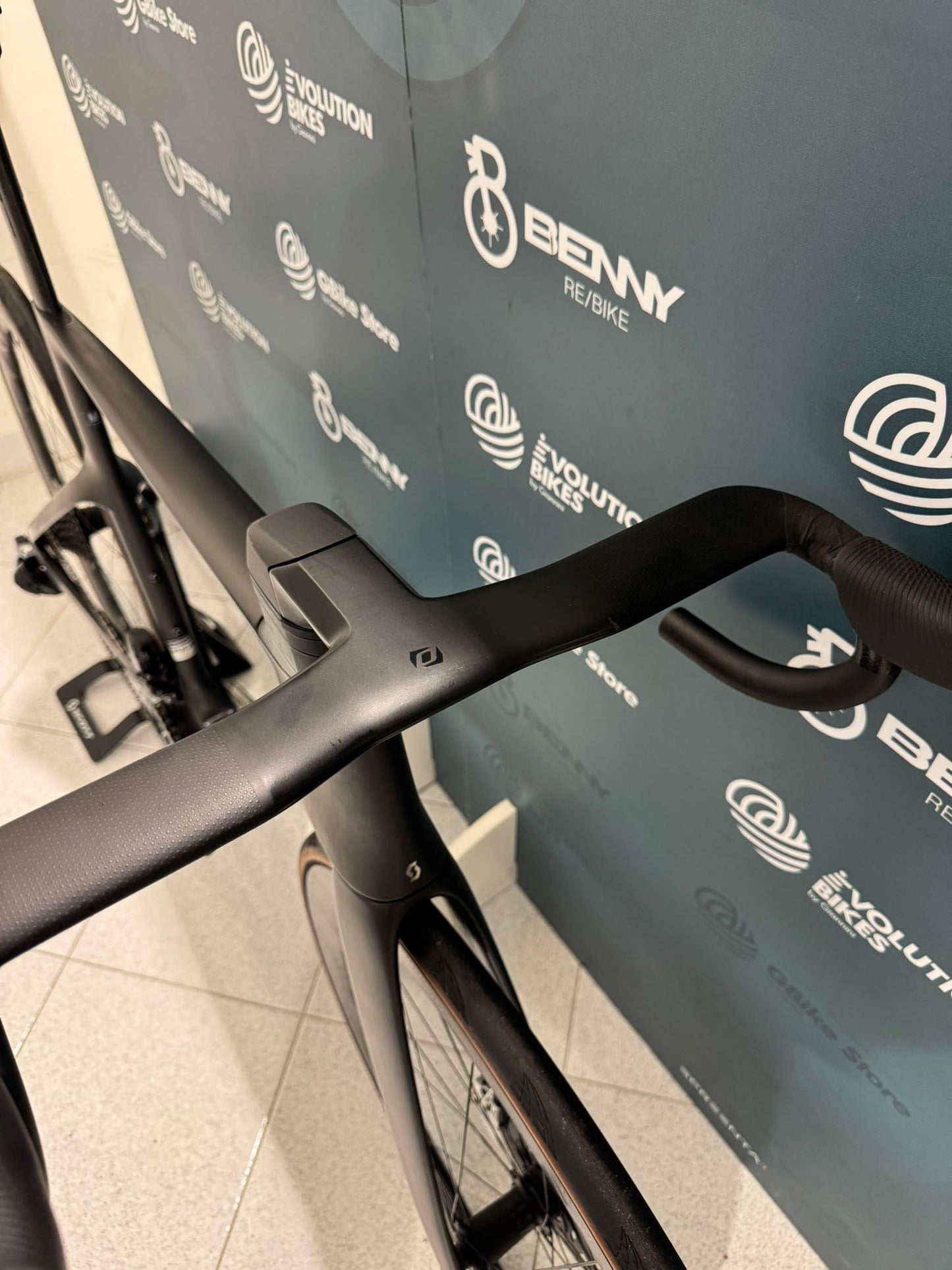 Scott Foil RC Ultimate AXS Taglia M - Usata