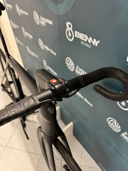 Trek Madone SL 6 8 stycznia 2025 r. Rozmiar ML – wersja demonstracyjna