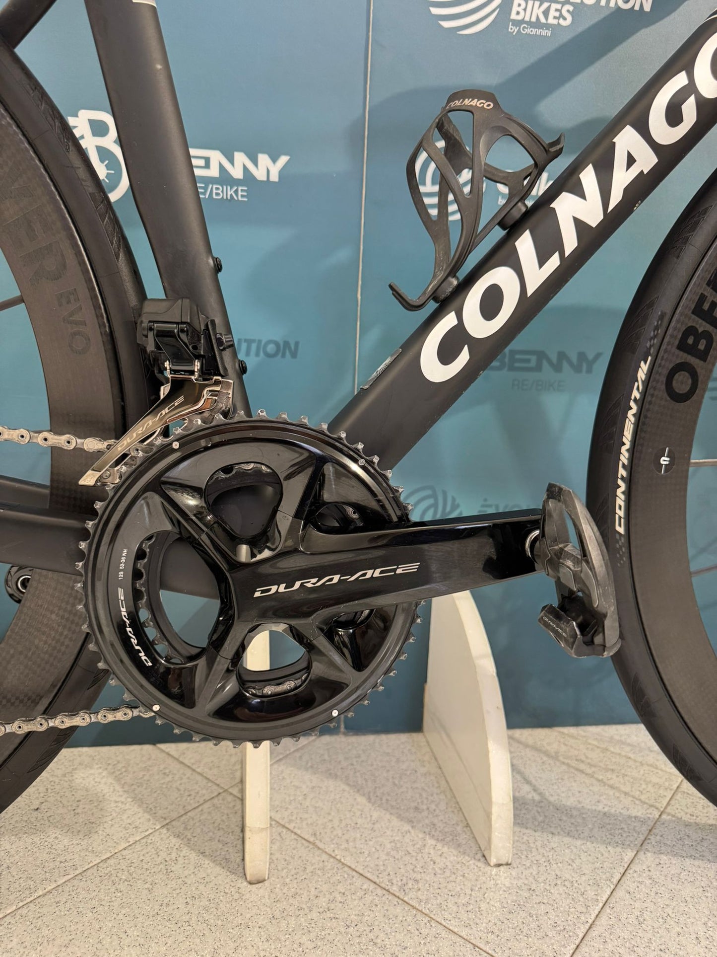 Colnago V5Rs Dura-Ace R9270 Di2 12v Léger Taille 45,5 - Occasion