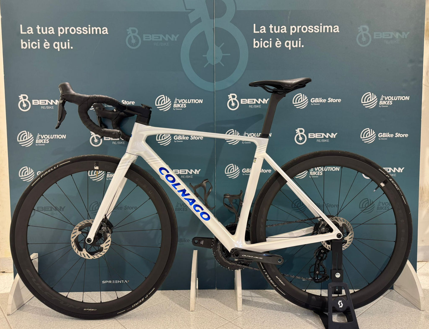 Colnago Disque V5Rs Dura-Ace R9270 Di2 12v Taille 485 - Démo