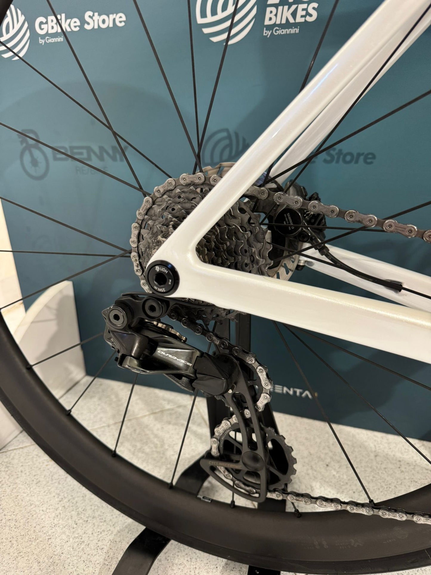 Colnago Disque V5Rs Dura-Ace R9270 Di2 12v Taille 485 - Démo