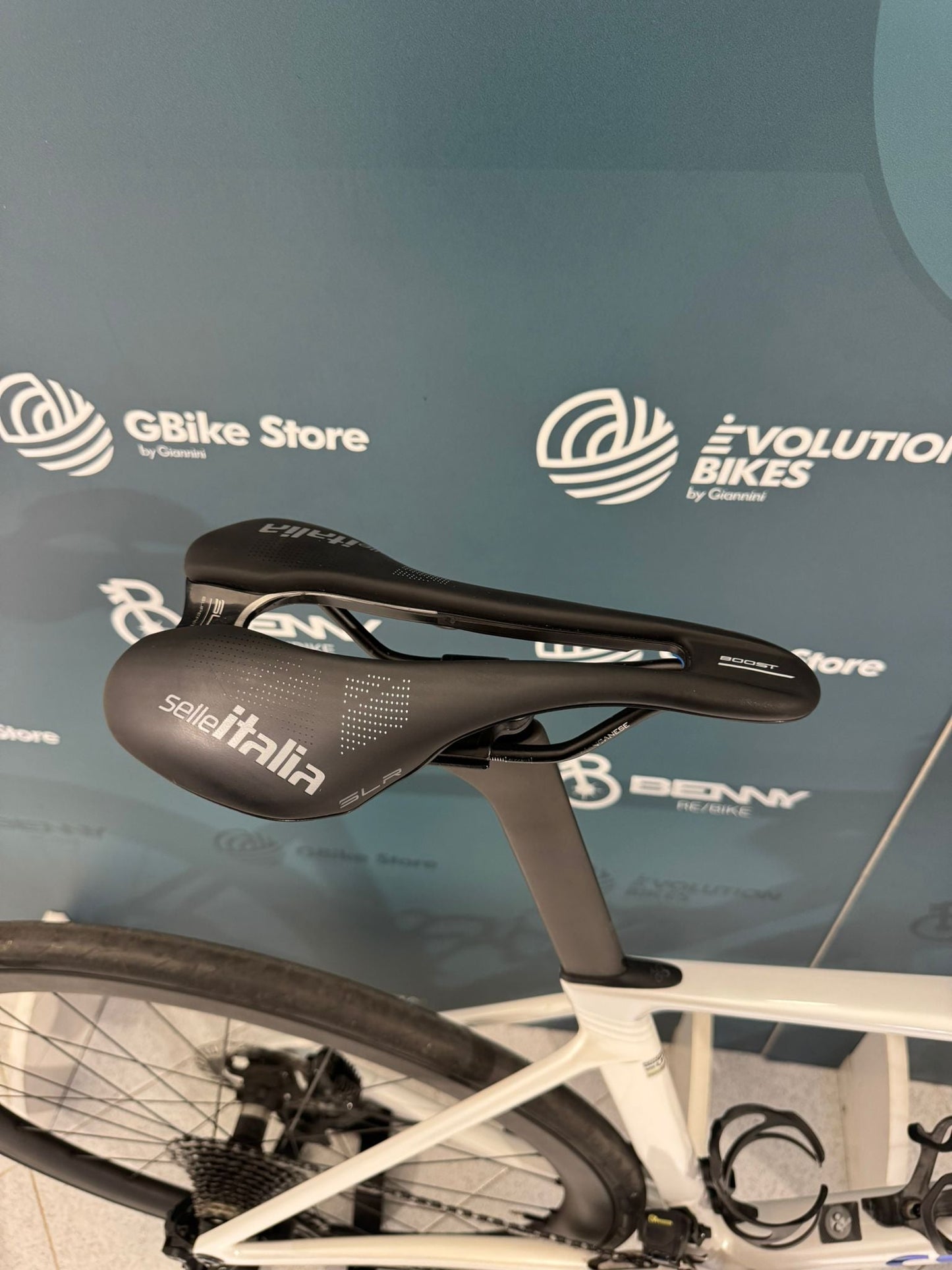 Colnago Disque V5Rs Dura-Ace R9270 Di2 12v Taille 485 - Démo