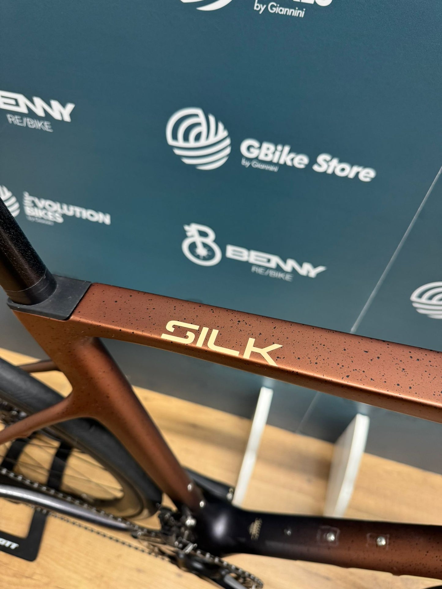 Megamo Seide 08 Größe XL - Gebraucht