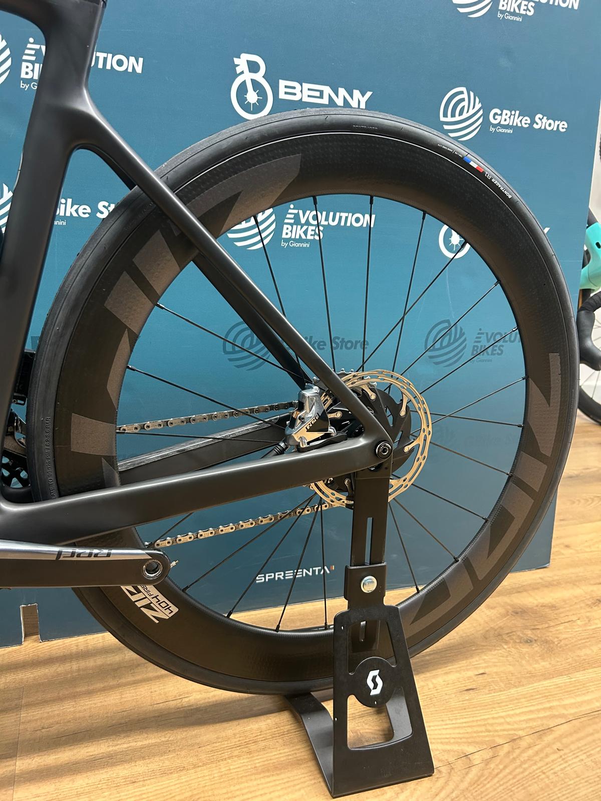 Scott Ostateczny rozmiar Addict RC M - Używany