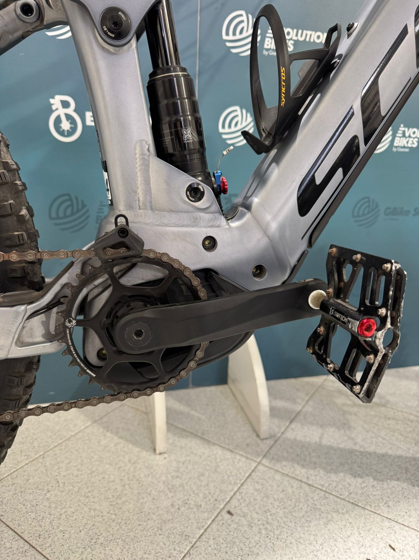 Scott Geniusz eRide 930 w rozmiarze L - Używany