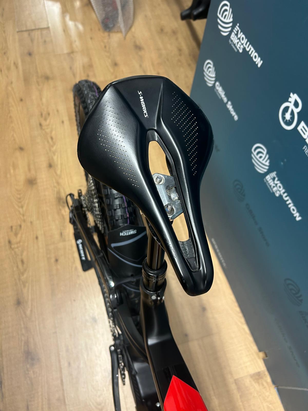 Rozmiar karbonowy Brinke XXR L - Używany