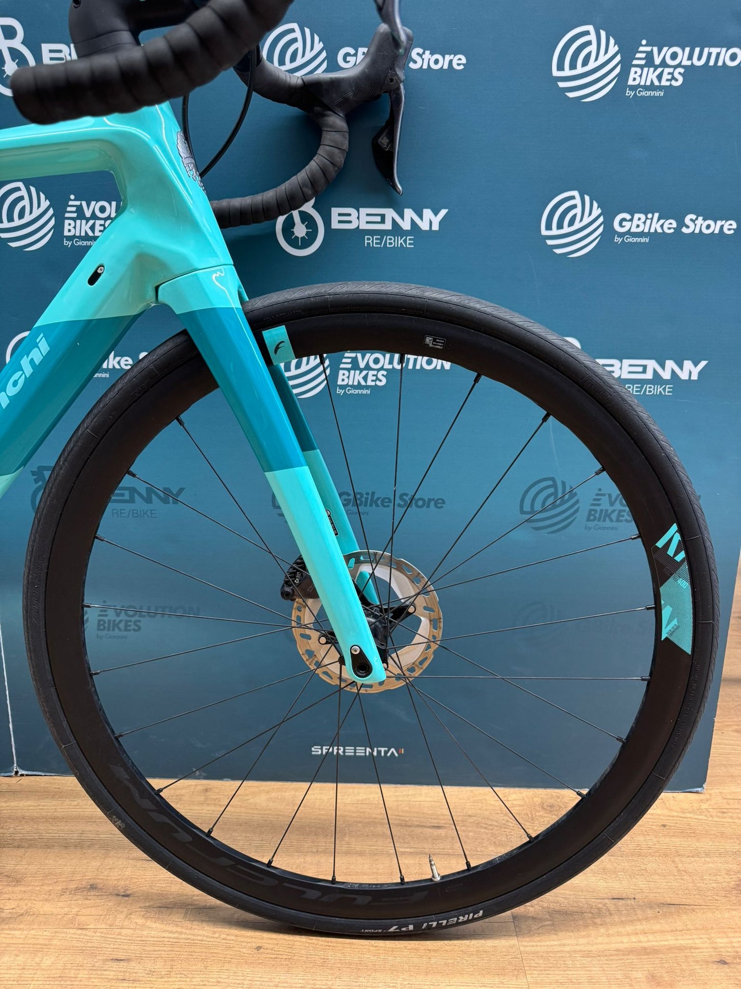 Bianchi Infinito Disc Ultegra Di2 12v Tamaño 53 - Usado