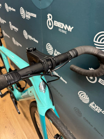 Bianchi Infinito Disc Ultegra Di2 12v Tamaño 53 - Usado