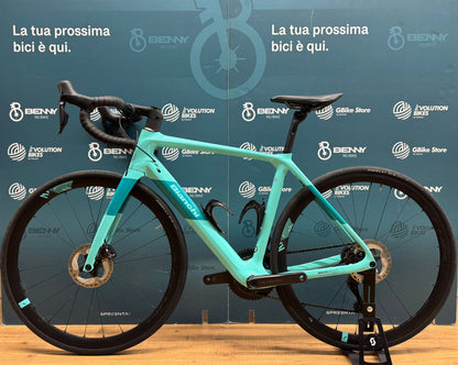 Bianchi Infinito Disc Ultegra Di2 12v Tamaño 53 - Usado