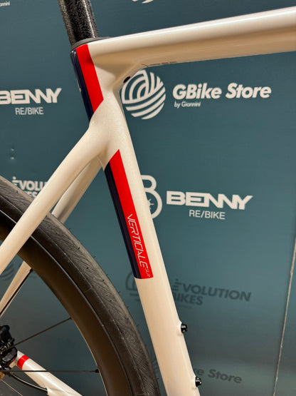 Wilier Verticale Rozmiar lustrzanki Ultegra Di2 L - Używany