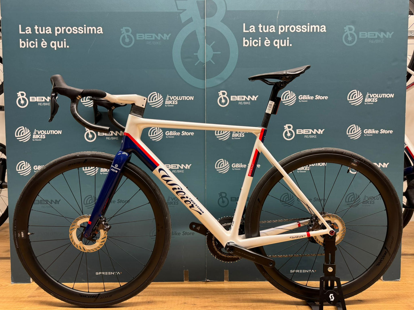 Wilier Verticale Rozmiar lustrzanki Ultegra Di2 L - Używany