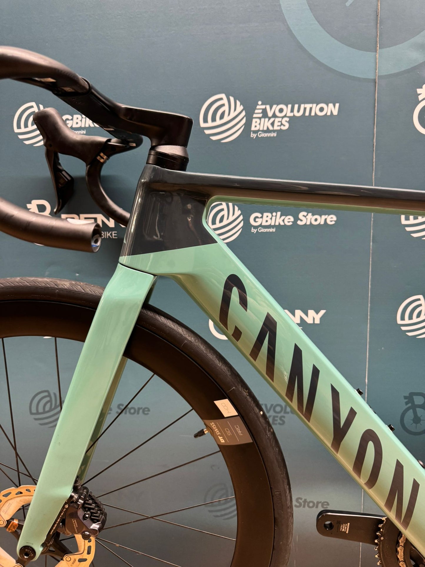 Rozmiar Canyon Aeroad CF SLX 8 Di2 S - Używany