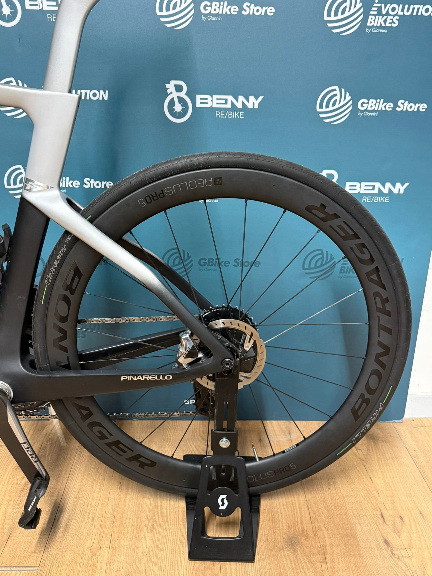 Pinarello Dogma F talla 55 - Usado
