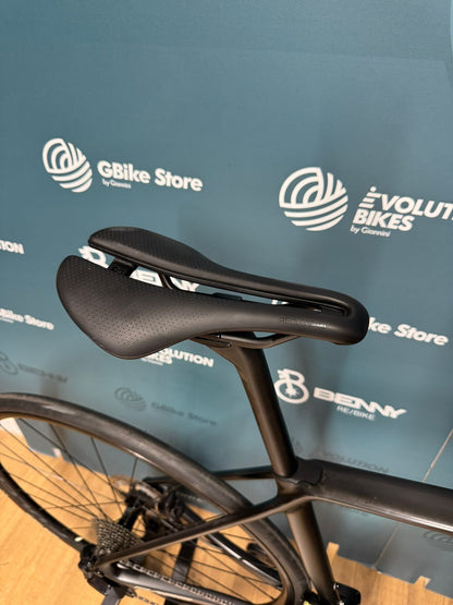 Megamo Raise Ultegra Di2 12v Rozmiar dysku M - Używany