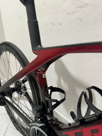 Trek Madone SLR 9 AXS Gen 7 koko 50 - käytetty