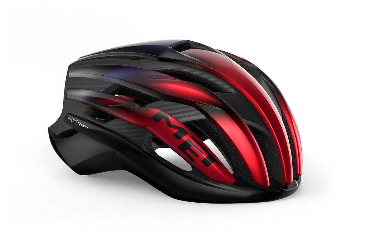 Conocido casco de carbono Trenta 3K