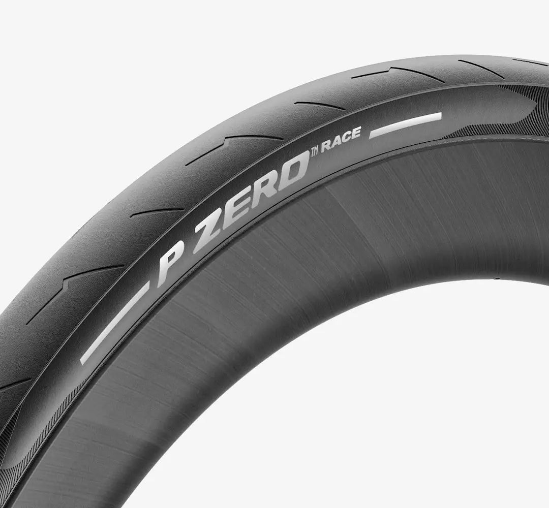 Decken Sie Pirelli P Zero Race ab